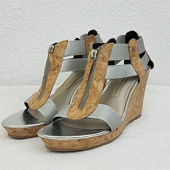 𝅺dana Buchman sandels sz 8.5 DBKYLEESILVER zipper - Picture 1 of 8
